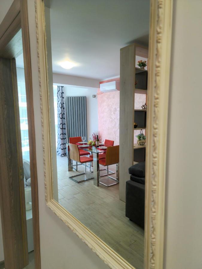 Sole Aparthotel Pool & Spa Mamaia Nord ナボダリ エクステリア 写真