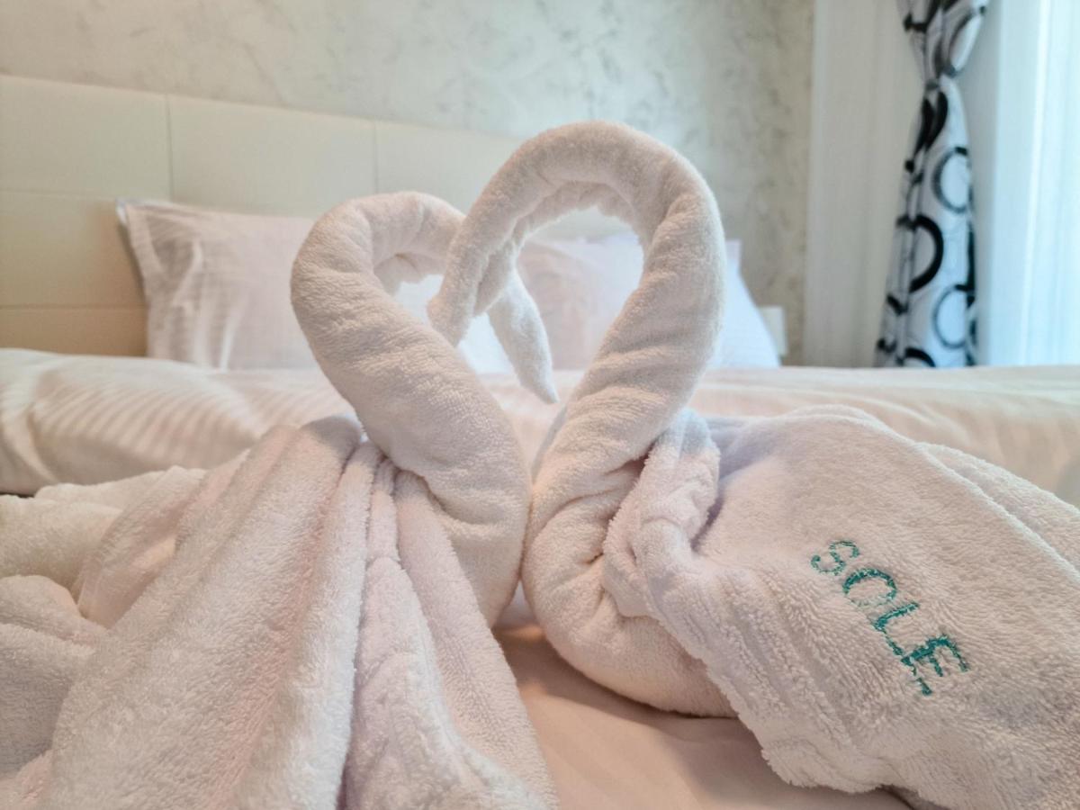 Sole Aparthotel Pool & Spa Mamaia Nord ナボダリ エクステリア 写真
