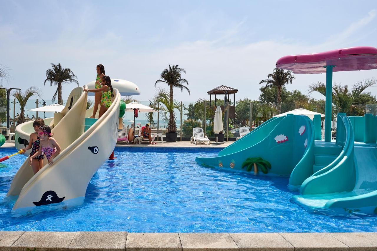 Sole Aparthotel Pool & Spa Mamaia Nord ナボダリ エクステリア 写真