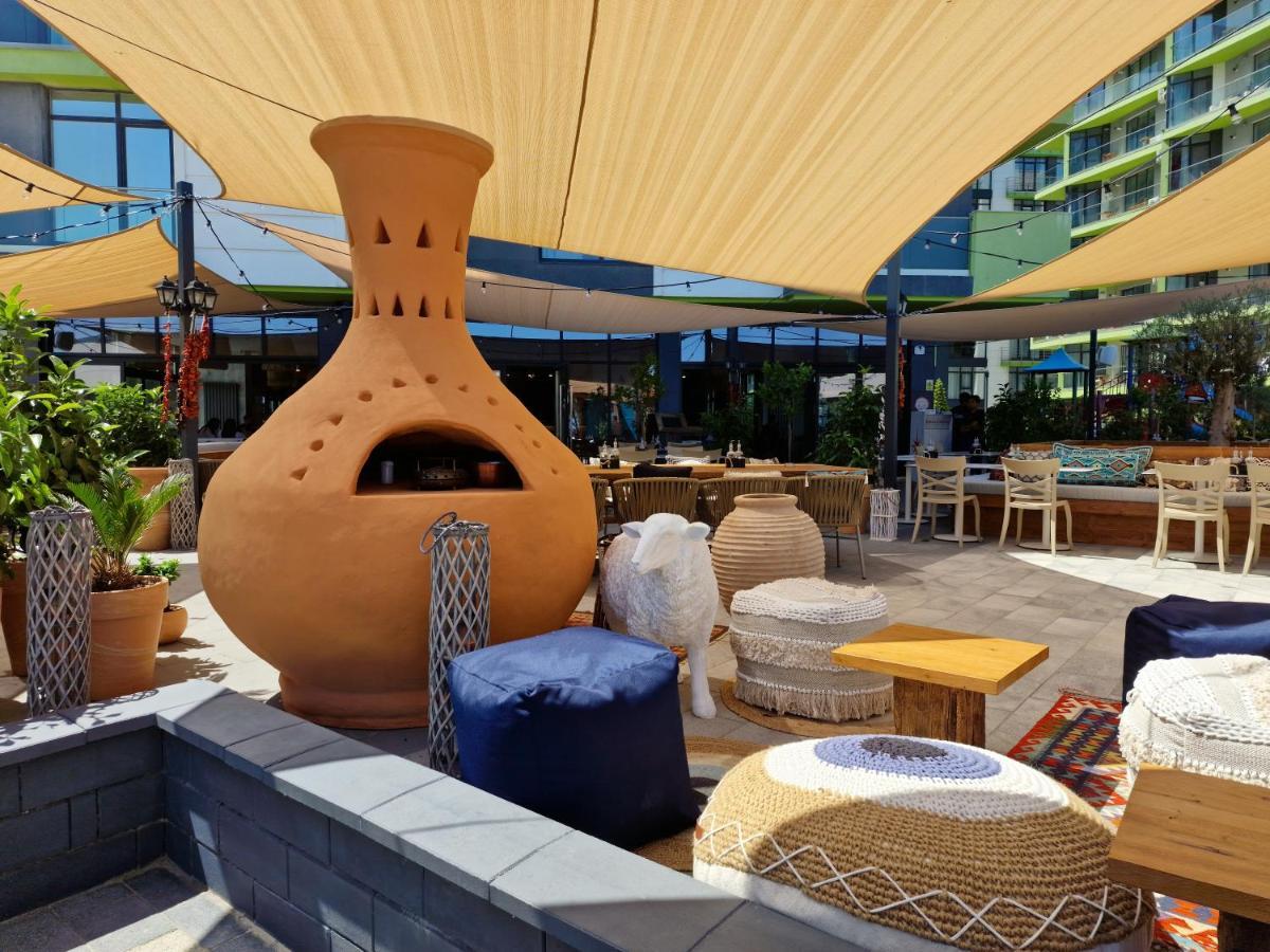 Sole Aparthotel Pool & Spa Mamaia Nord ナボダリ エクステリア 写真